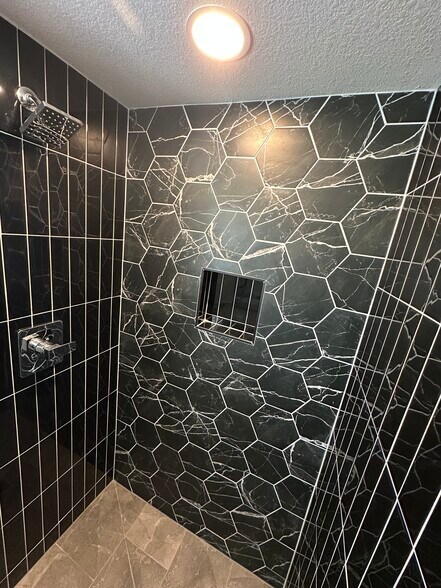 Building Photo - 3294 S Newton St