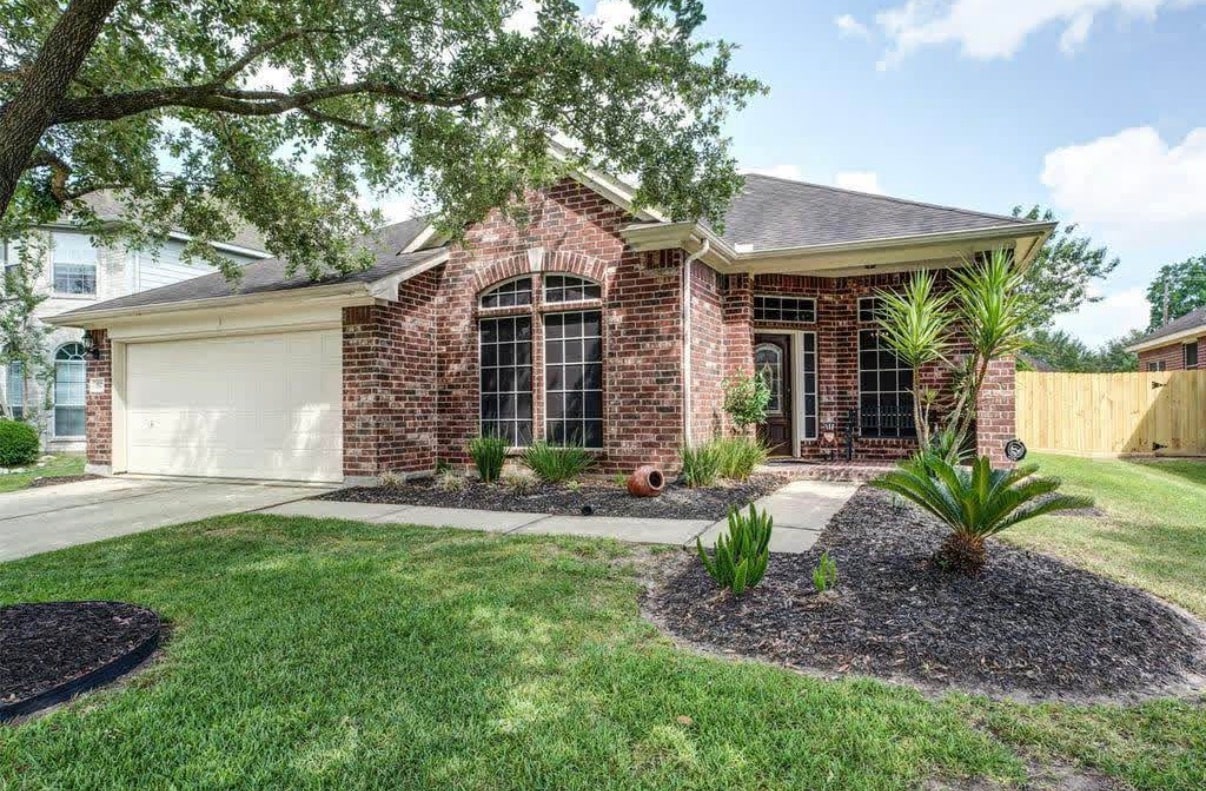 Building Photo - 3527 Pine Valley Dr