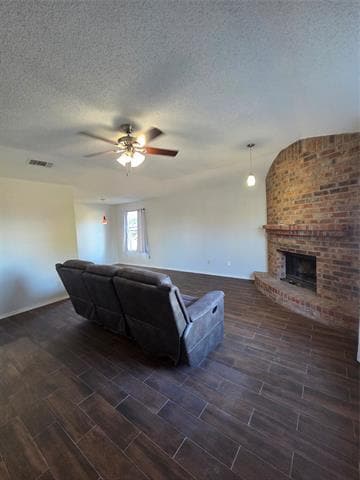 Building Photo - 6000 Maple Springs Dr