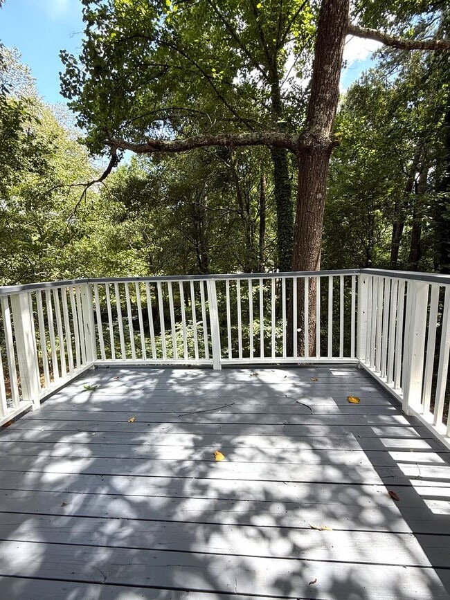 Building Photo - RENOVATED!!!!Great Location with Desirable...