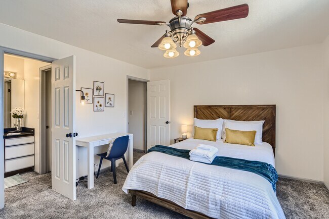 Building Photo - 520 Superior St