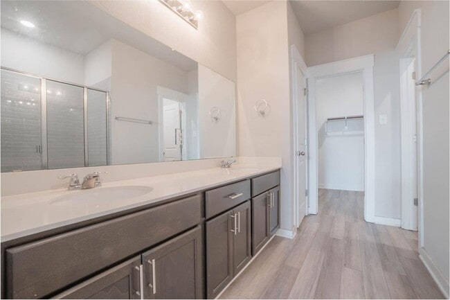 Building Photo - 2202 Rocoso Trl