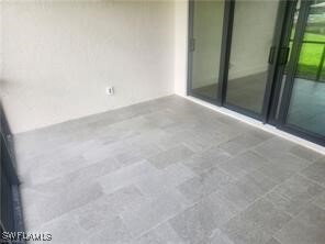 Building Photo - 141 Cypress Way E