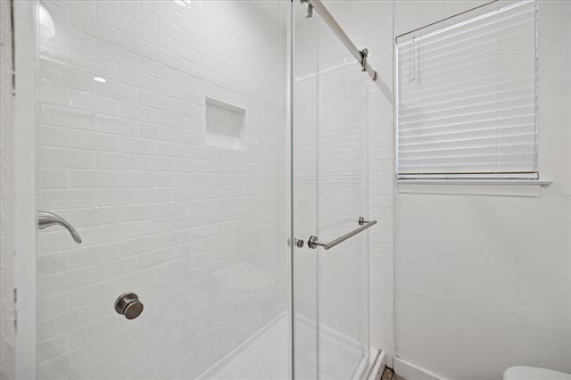 Building Photo - 3211 Darby Ln