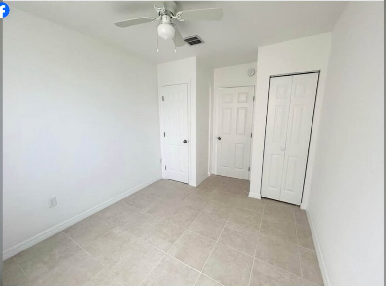 Building Photo - 4311 avenue