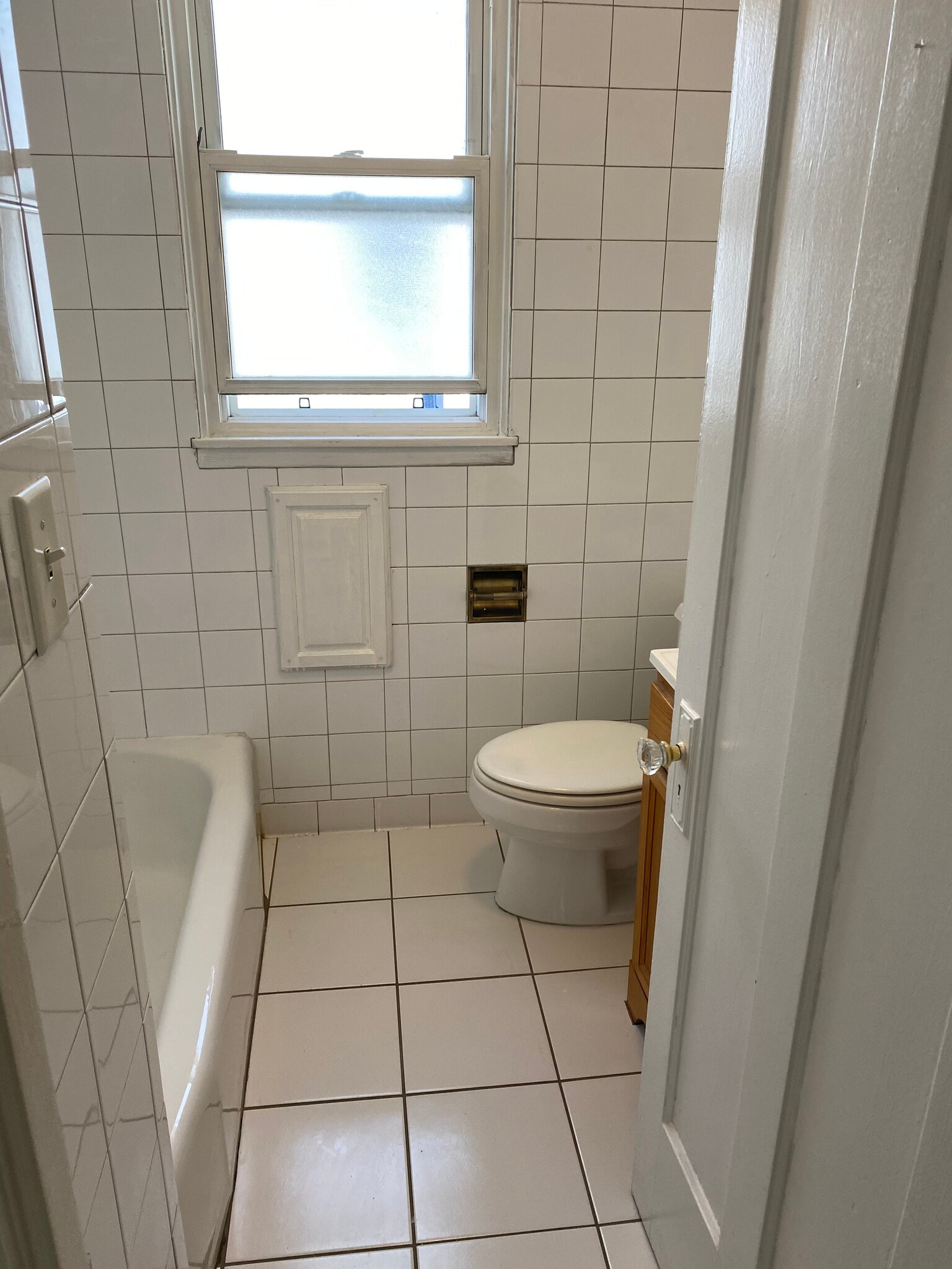 Building Photo - 5356 N Latrobe Ave