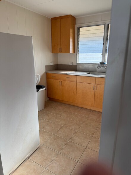 Building Photo - 3032 Lakimau St