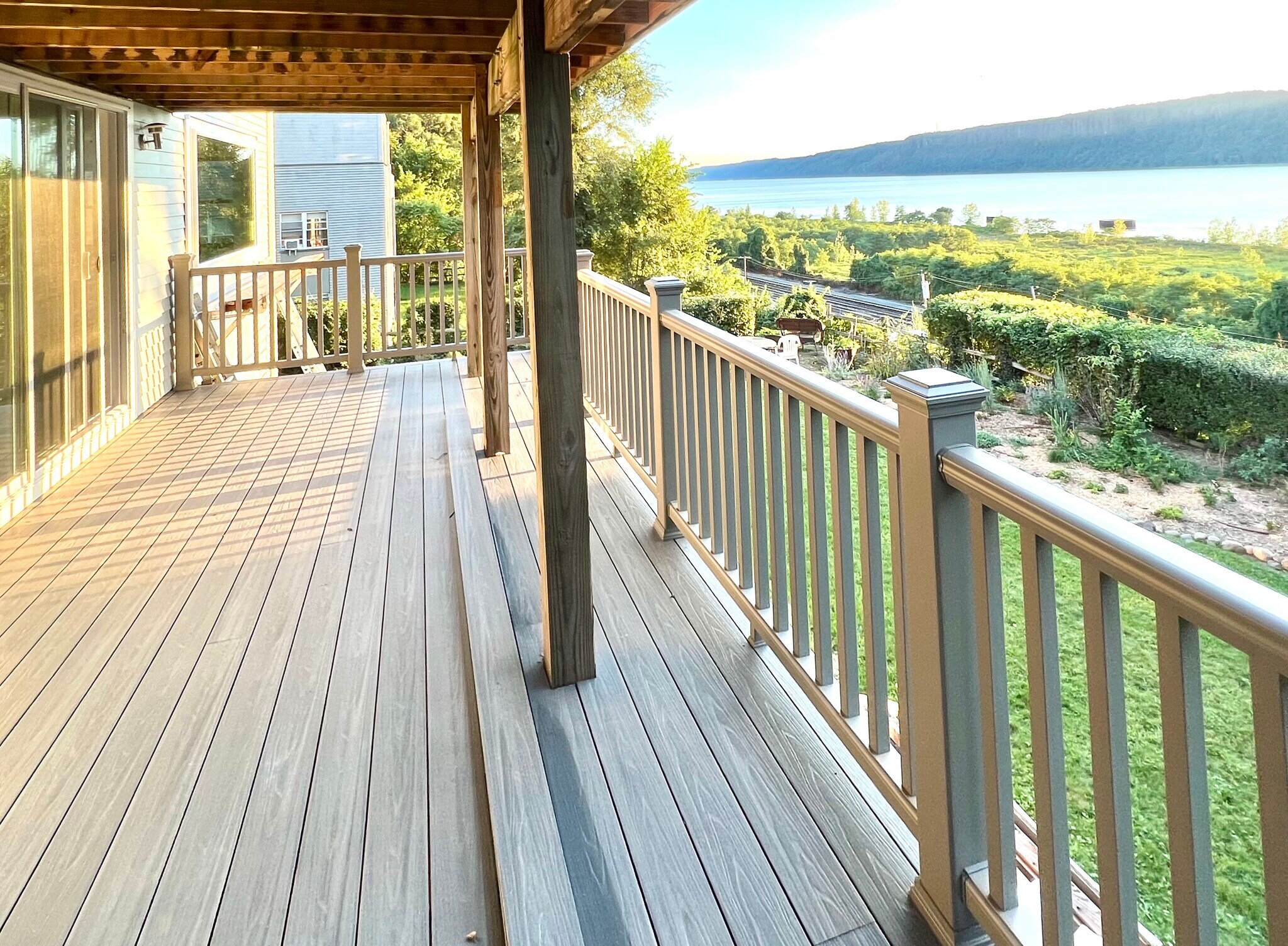 Private deck with views - 395 Warburton Ave