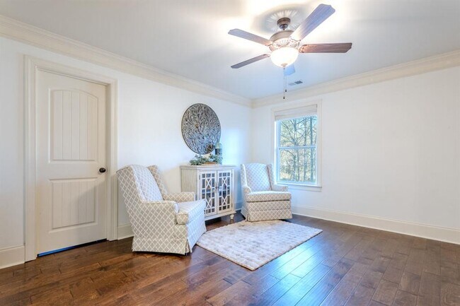 Building Photo - 203 Davis Mill Road