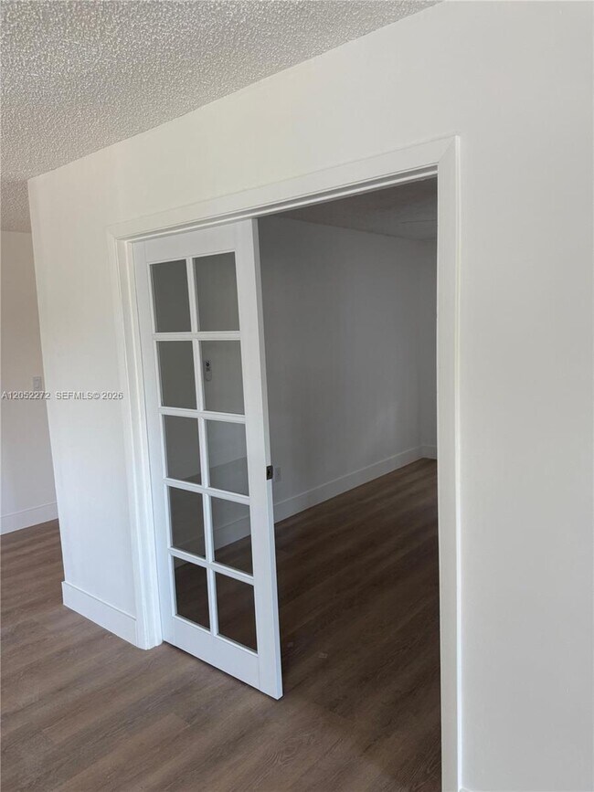 Building Photo - 3553 Magellan Cir