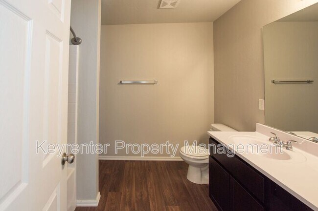 Building Photo - 1124 Granite Ln