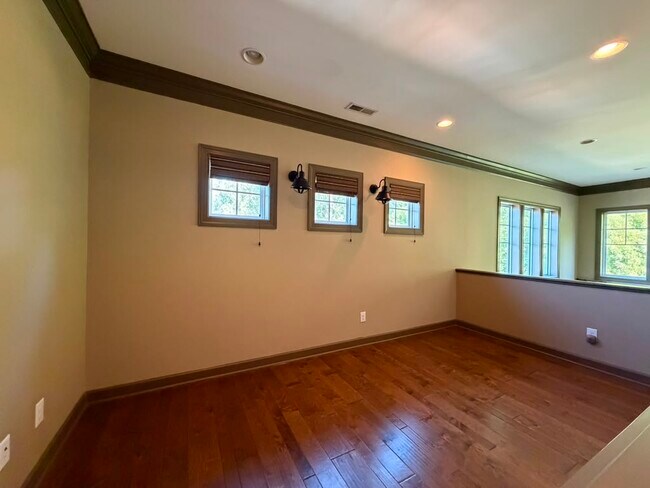 Building Photo - 15124 Sapphire Hill Ln