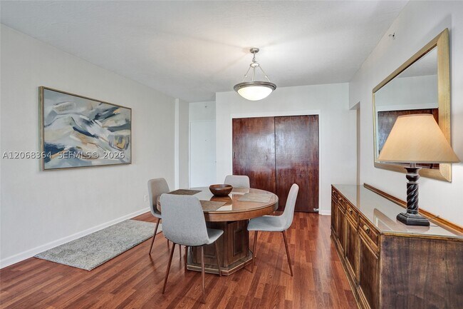 Building Photo - 3000 S Ocean Dr