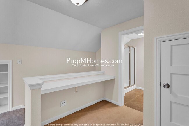 Building Photo - Timeless Updated Home in South Burlingame!...