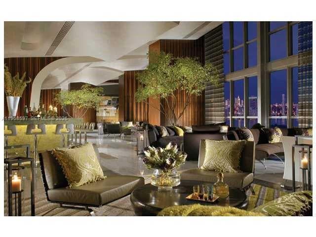 Building Photo - 1100 Biscayne Blvd