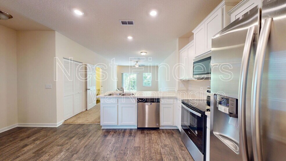 Building Photo - 93 Scotch Pebble Dr