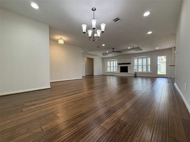 Building Photo - 5007 Shady Nook Ct