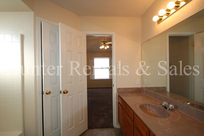 Building Photo - Southwest Killeen!