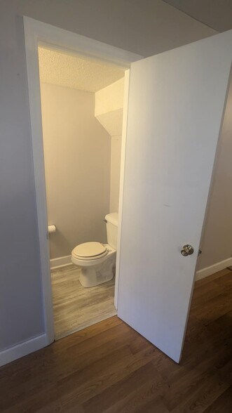 Half Bath - 2013 Brandymill Ln