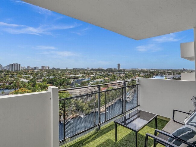 Building Photo - 401 Golden Isles Dr