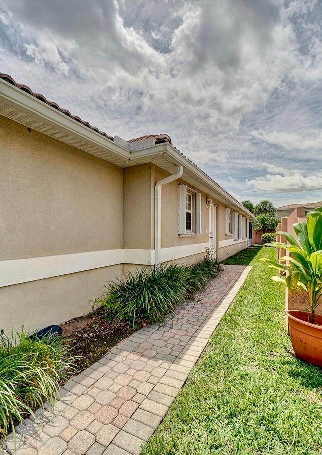 Building Photo - 5501  Grande Palm Circle  Delray Beach Fl ...
