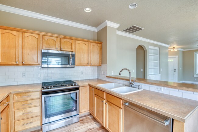 Building Photo - 7150 W Tobi Ct