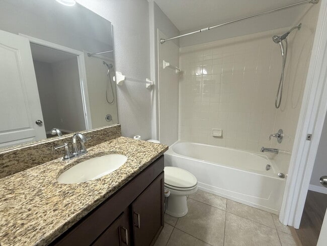 Building Photo - "Charming 3-Bed, 3-Bath Townhouse Retreat in Trinity, FL – 1501 Sq. Ft. of Comfort and Style!"