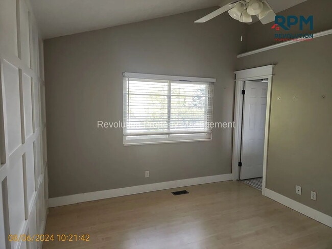 Building Photo - Charming 4-Bed Kaysville Home