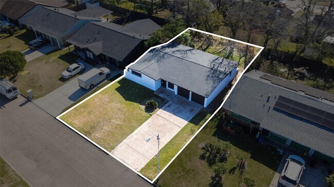 Building Photo - 3727 Prudence Dr