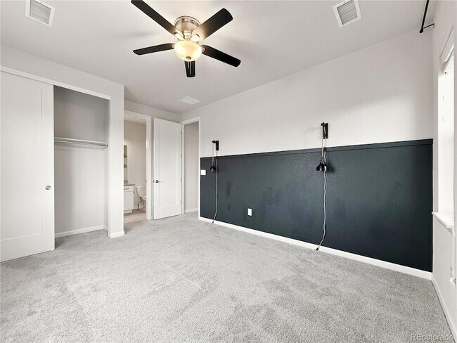 Building Photo - 9395 Antero St