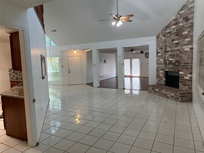 Building Photo - 3654 Palm Grove Dr