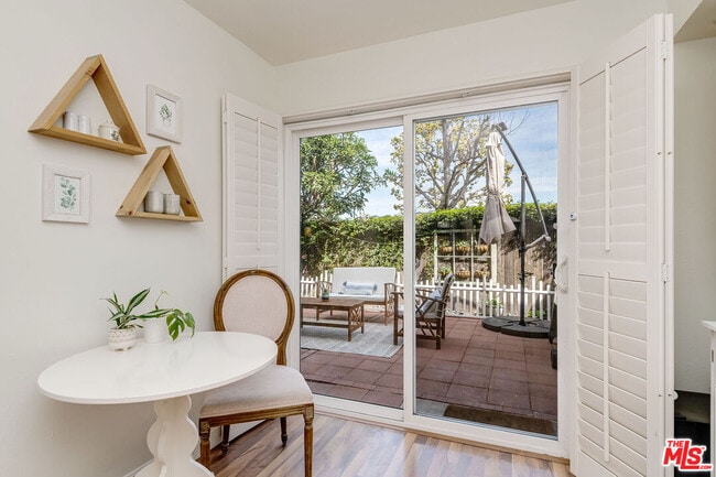 Building Photo - 4443 Saugus Ave