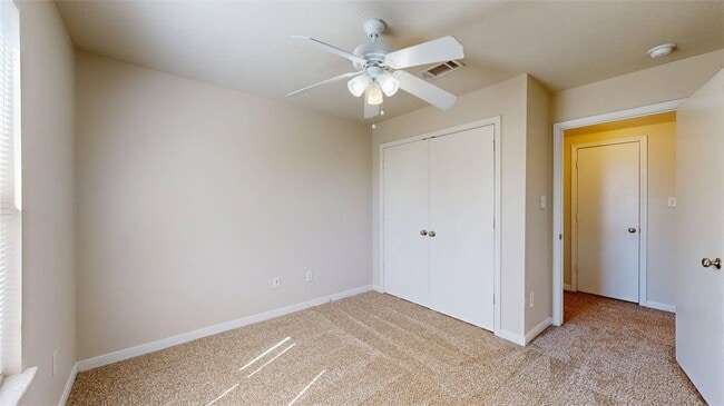 Building Photo - 4140 McFarland Dr