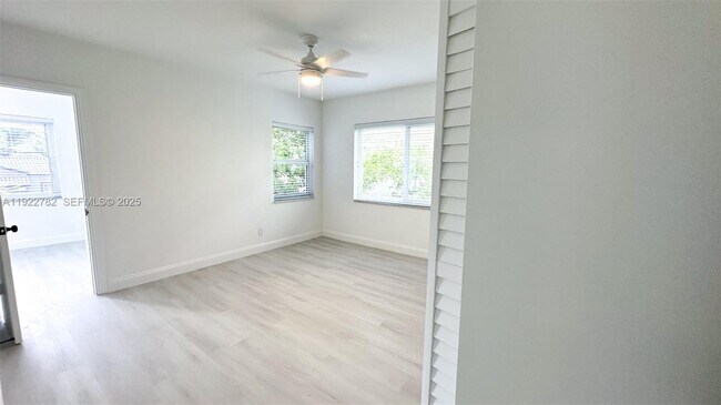 Building Photo - 2240 SW 16th Ct