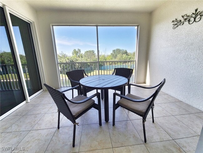 Building Photo - 11041 Gulf Reflections Drive