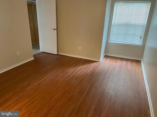 Building Photo - 9901 Boysenberry Way