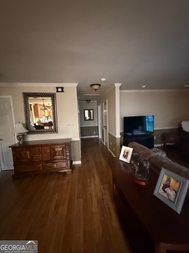 Building Photo - 2905 River Rd