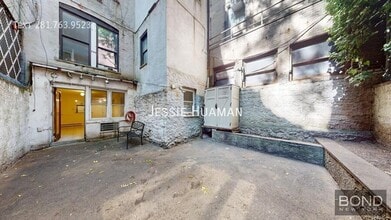 Building Photo - 286 W End Ave