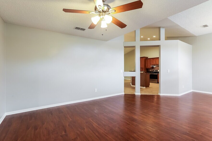 Building Photo - 3131 Fox Squirrel Dr