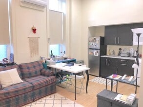 Building Photo - 1440 N Ashland Ave