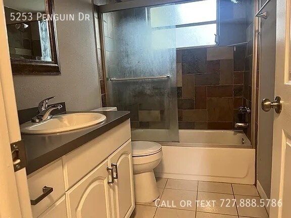 Building Photo - 5253 Penguin Dr