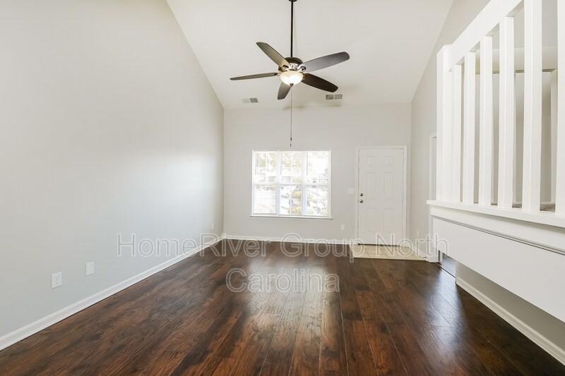 Building Photo - 3140 Kensington Pl