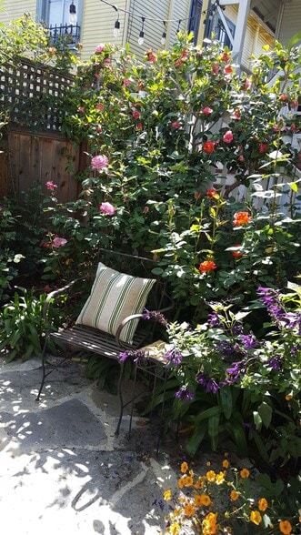 Building Photo - 2228 40th Ave