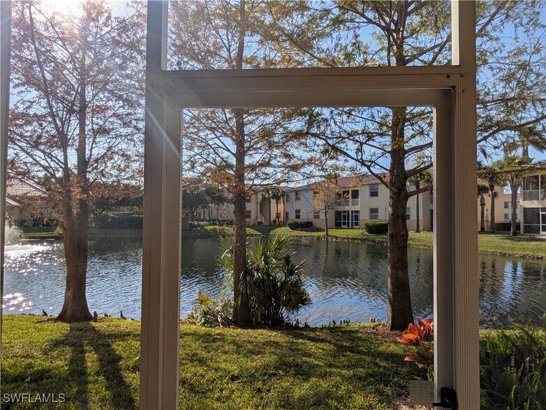 Building Photo - 15420 Bellamar Cir