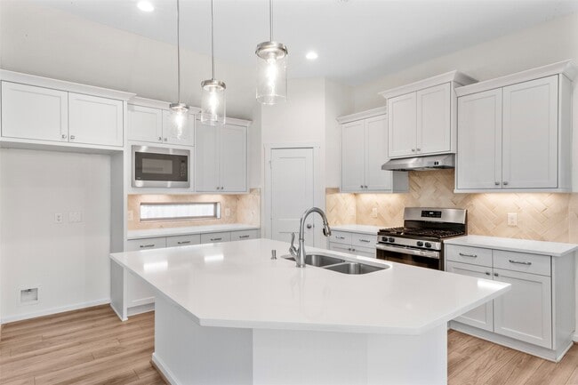 Building Photo - 4607 Primrose Valley Ln