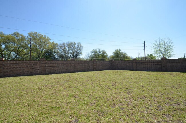 Building Photo - 5602 Tabula Rasa Dr