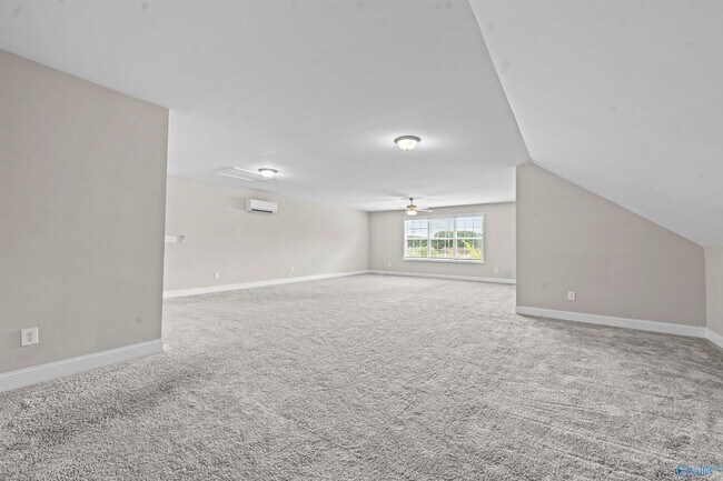 Building Photo - 104 Erskin Parcus Dr