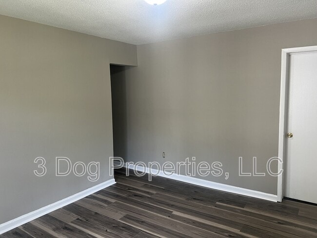 Building Photo - 1409 Bradt St