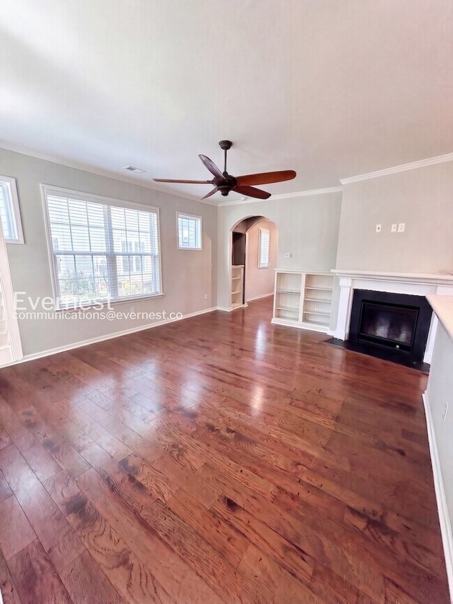 Building Photo - 2781 Milano Avenue