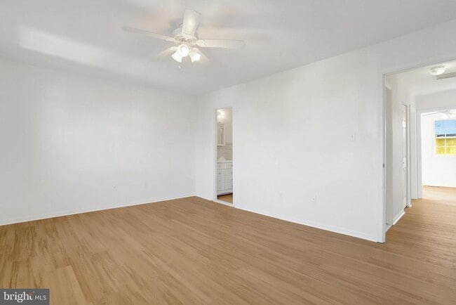 Building Photo - 9911 Whitewater Dr